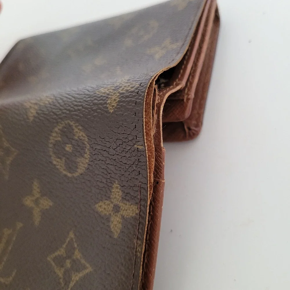 Louis Vuitton Monogram Canvas Portefeuille Tresor Wallet Brown CA0050